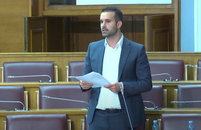Spajić: Danas se usvajaju preporuke trgovcima, CG osjetljiva na eksterne šokove