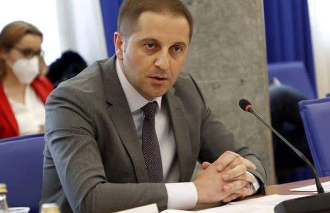 Šehović: Krivokapić da ode sa mjesta koje ga je greškom zapalo