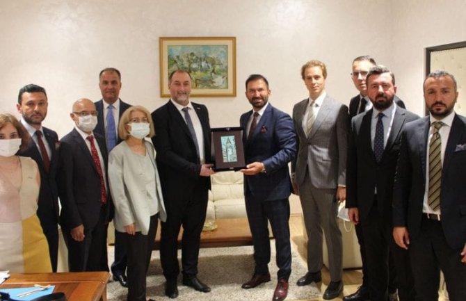 Stijović: Prioritet otvaranje novih radnih mjesta i razvoj drvne industrije i poljoprivrede