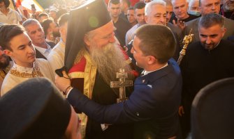 Bečić: S ljubavlju i poštovanjem da dočekamo Joanikija, bez provokacija i tenzija