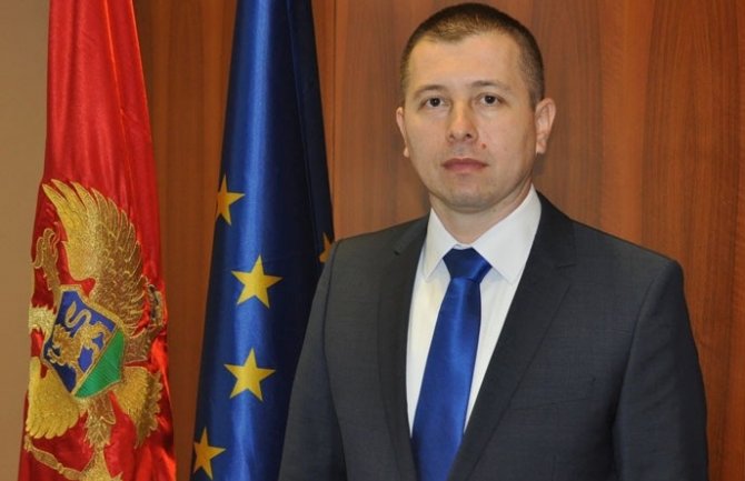 Rabrenović: Vlast je dužna da uvaži a ne da progoni kritičare