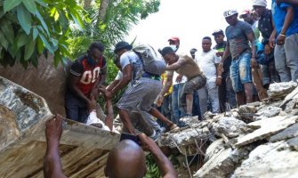 Proglašeno jednomjesečno vanredno stanje na Haitiju, više od 700 ljudi poginulo