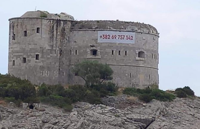 Spajić: Niko mi se ne javlja na ovaj broj