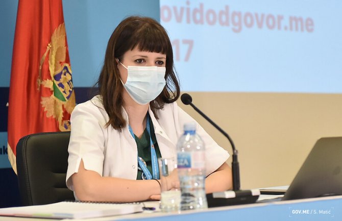 Popović: Vakcine protiv korone ne izazivaju sterilitet 