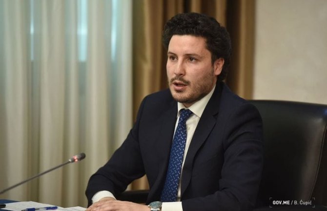 Abazović: Napad na ekipu TV Vijesti posljedica ambijenta koji određene strukture mjesecima stvaraju