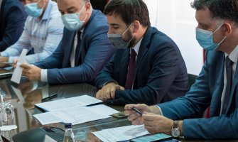 Dogovorena donacija četiri Opštine opštoj bolnici Kotor