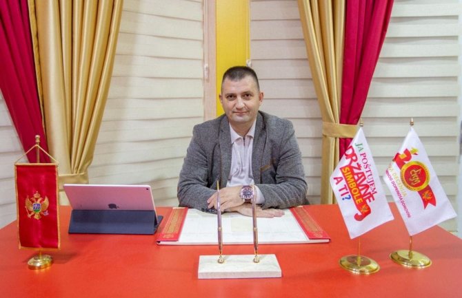 Damjanović: Cetinjski manastir jeste mjesto mitropolita ali ne i okupatorske crkve