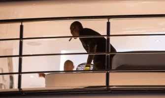 Nakon susreta sa policijom na Hvaru , Majkl Džordan produžio u Dubrovnik