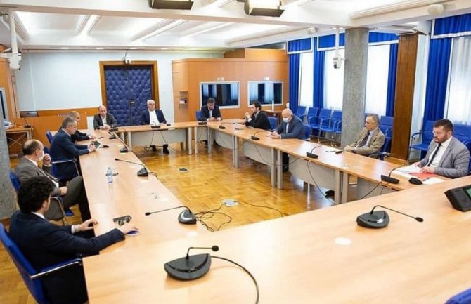 DF spreman da razgovara sa Demokratama