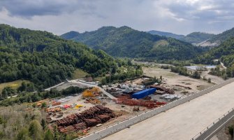 Problemi u tunelima autoputa: Pojava pukotina, vode, loša ugradnja betona, kačenje ventilatora na površine bez armature...