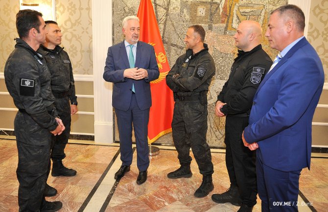 Krivokapić pripadnicima bezbjednosnog sektora: Osvjetlali ste obraz CG