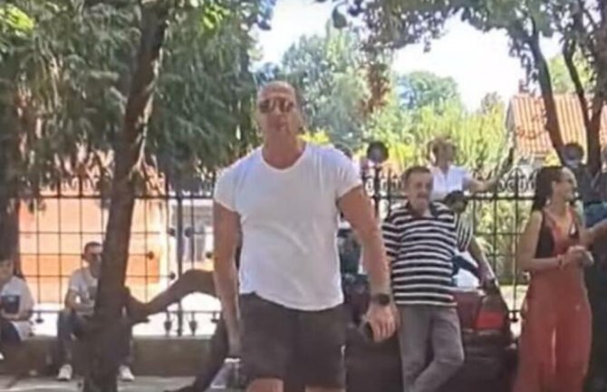 Prijetnje Abazoviću na Cetinju: Potpredsjednik Vlade vrijeđan na nacionalnoj i vjerskoj osnovi (VIDEO)