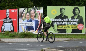 U Njemačkoj počeli izbori na kojima se bira nasljednik Angele Merkel: Broj neodlučnih veći nego ikad