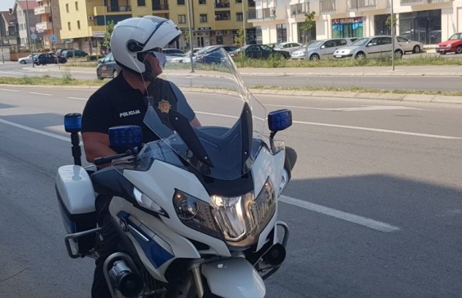 Udes u Pljevljima, povrijeđen policajac