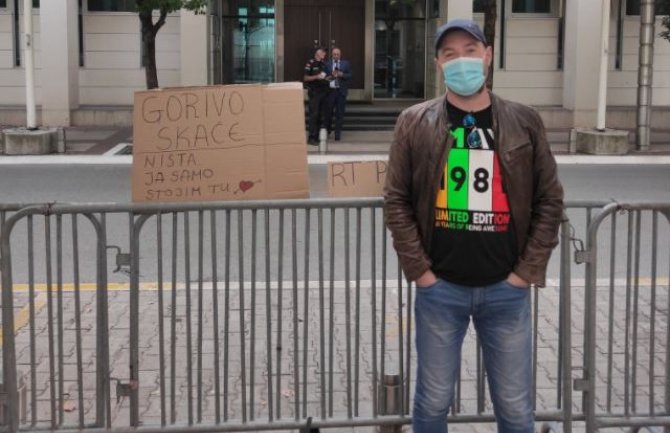 Stanić: Gorivo ne smije biti luksuz, Milatović može da utiče ako ukapira kako se formira cijena