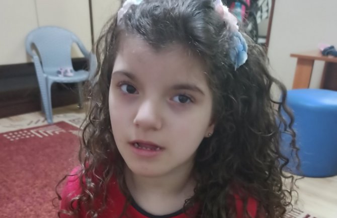 Prikupljena sredstva za liječenje Sofije Vešović!