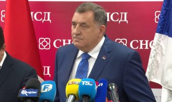 Dodik novinarki nakon pitanja o ikoni: Ne mogu vjerovati da ste vi toliko bezobrazni  (Video)