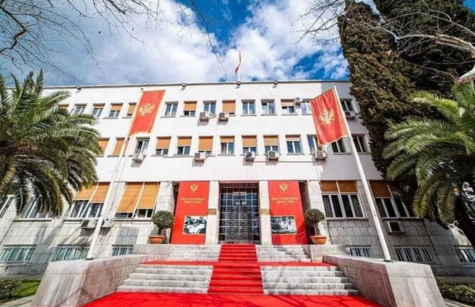 Sjednica Skupštine neće danas biti nastavljena: Poslanici danas ne odlučuju o predsjednici Parlamenta Danijeli Đurović