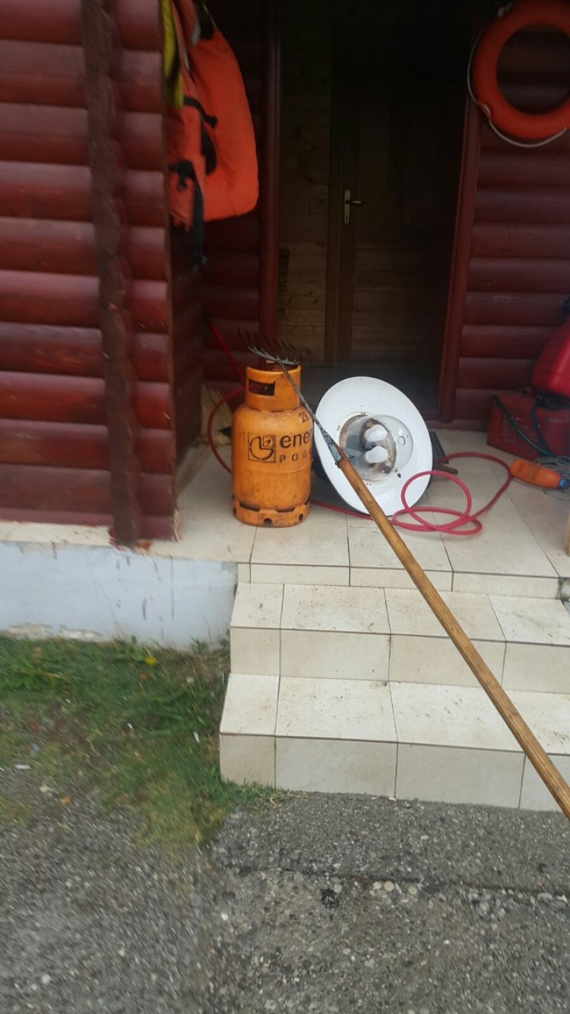 zaplijenjenanezakonitokoriscenasredstvaostiplinskabocailampa