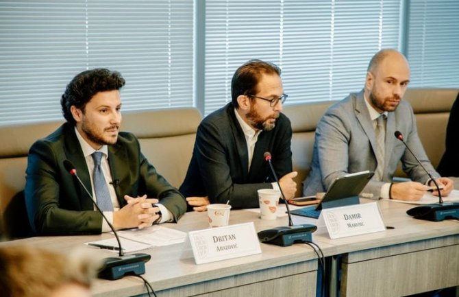 Abazović: Dosta je političara sa virusom devedesetih, trebaju nam novi progresivni političari