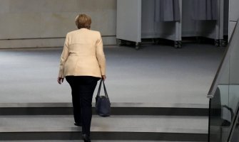 Merkel: U prošlosti su me ispunjavale funkcije a sada želim da čitam, odmaram..