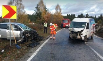 Težak udes na putu Pljevlja -Đurđevića Tara, povrijeđena ženska osoba