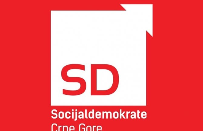 SD: Premijerova šok-čestitka Cetinju