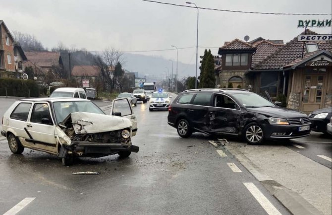 Bijelo Polje: Udes u Rakonjama, povrijeđena jedna osoba