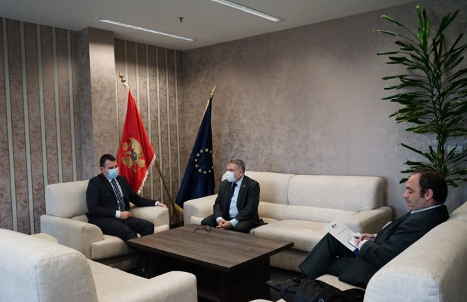 Begović i Timonije: Republika Francuska je otvorena za saradnju sa Crnom Gorom na polju sporta i omladinske politike