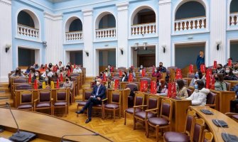 Mlade uključiti u donošenje odluka