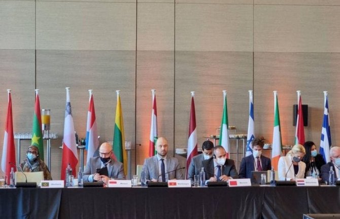 Radulović u Barseloni: Izazovi mogu biti riješeni samo zajedničkim snagama