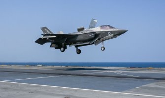 Objavljen snimak pada britanskog aviona F-35 u more (VIDEO)