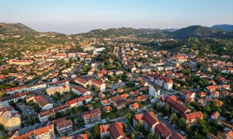 Kašćelan uputio Skupštini Odluku o podizanju spomen-obilježja Zvicerima