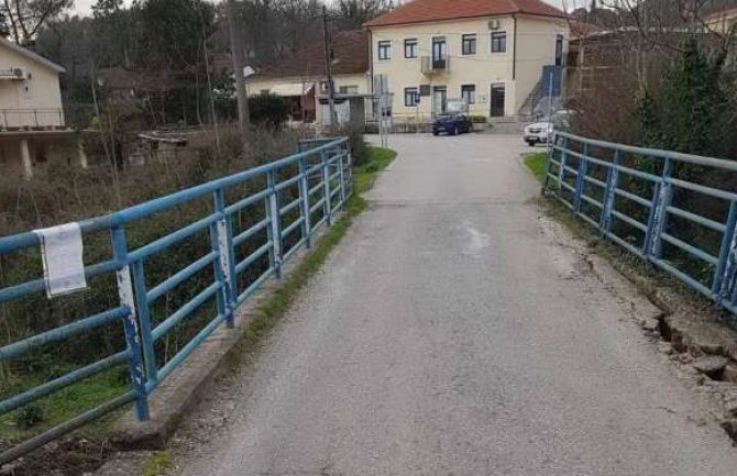 Učenik trećeg razreda nožem ranio vršnjaka