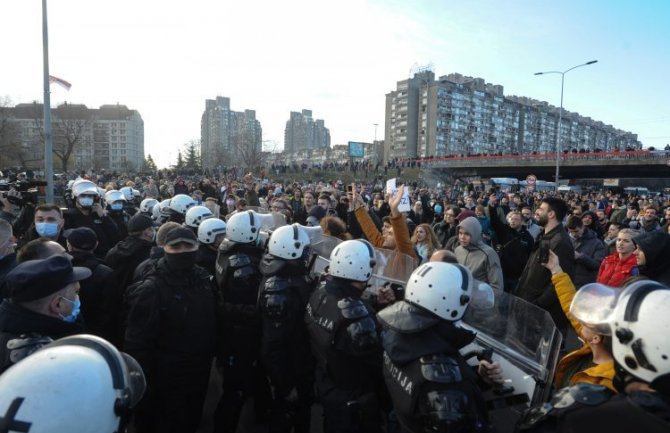 Najavljene blokade puteva zbog protesta u više od 50 gradova u Srbiji