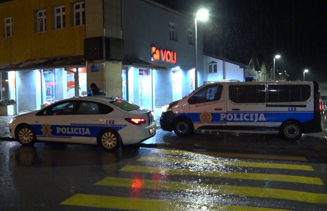 Na ulicama Mojkovca pojačana prisutnost policije(VIDEO)