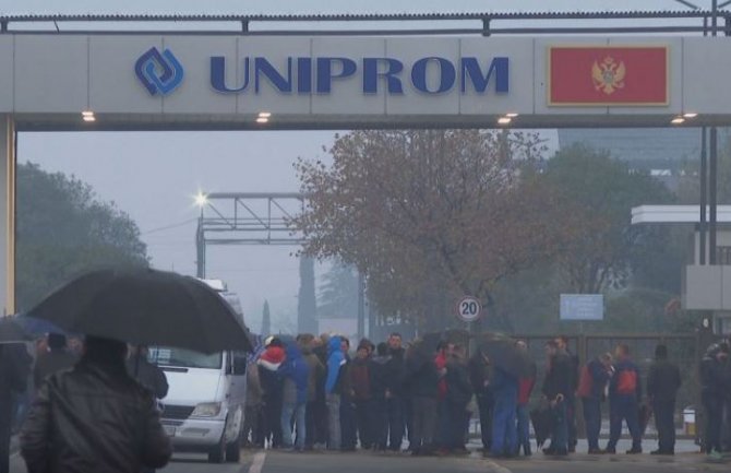 Protest radnik KAP-a: Traže neko rješenje, strahuju da će ostati na ulici