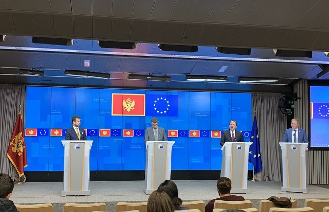 Varhelji: Za reforme EU potrebna stabilna vlada i parlametnarna većina