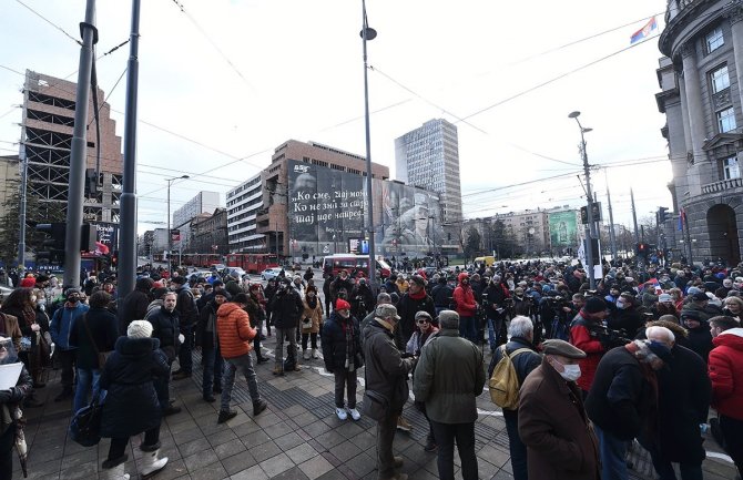 Nastavak ekoloških protesta u Srbiji: Umjesto puteva učesnici došli ispred Vlade Republike Srbije i lokalnih samouprava