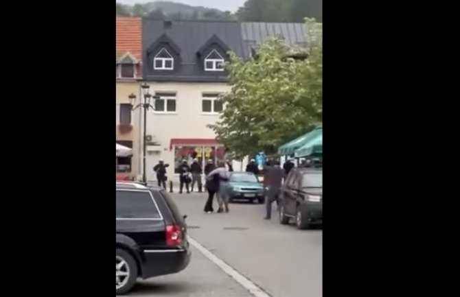 Unutrašnja kontrola : Dva policajca prekoračila službena ovlašćenja na Cetinju