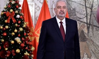 ¨Narode svekolike Crne Gore, budite uvjereni da dolazi vrijeme koje će donijeti bolji standard¨