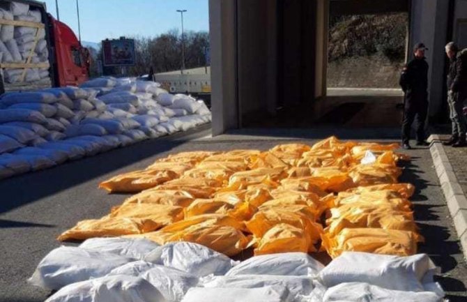 Na Božaju zaplijenjeno oko 520 kilograma marihuane i hašiša