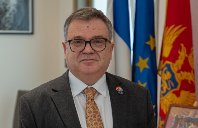 Francuska pozdravlja snažnije uključivanje žena u ekonomski život CG