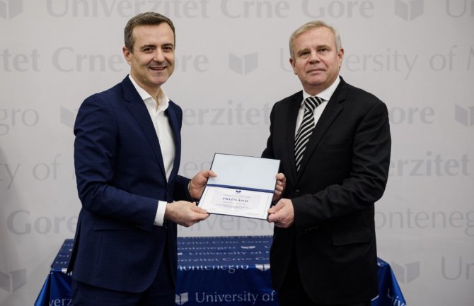 Profesor Saša Knežević dobitnik Priznanja Univerziteta Crne Gore