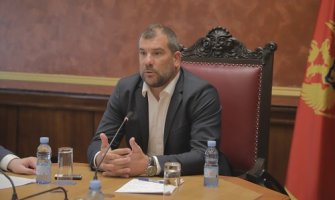 Krapović: Licitiranje imenima ne priliči ozbiljnim ljudima