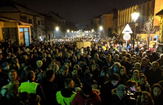 Protest u Pljevljima, Bečić: Sve ide u pravcu izdaje narodne volje i to se jasno vidi