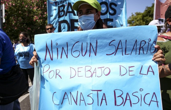 Hiljade na protestima u Argentini protiv nezaposlenosti i siromaštva