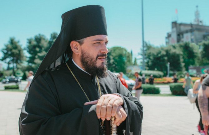 Borisu Bojoviću nije zabranjeno obavljanje vjerskih obreda u crkvi na Cetinju