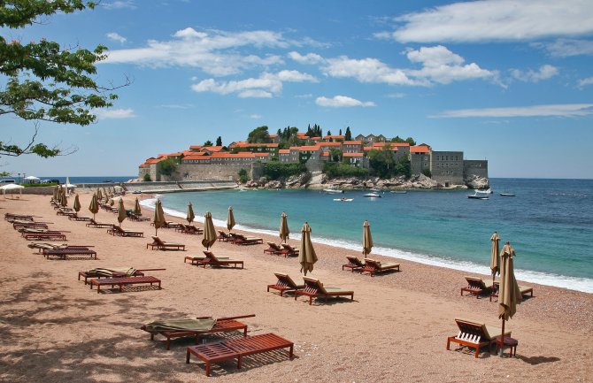 Sveti Stefan na listi 15 najljepših plaža u Evropi