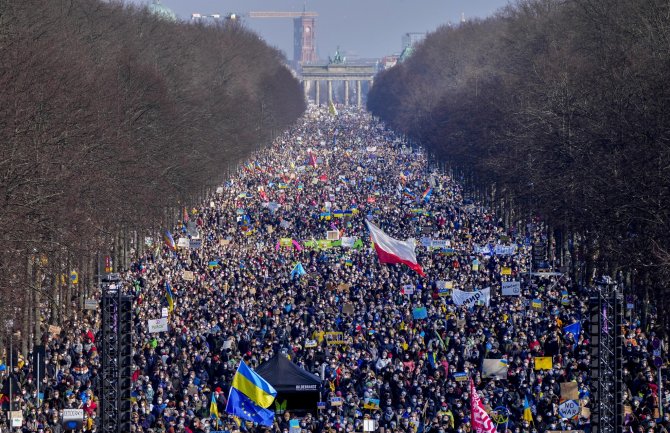 Berlin: Veliki mirovni protest zbog Ukrajine